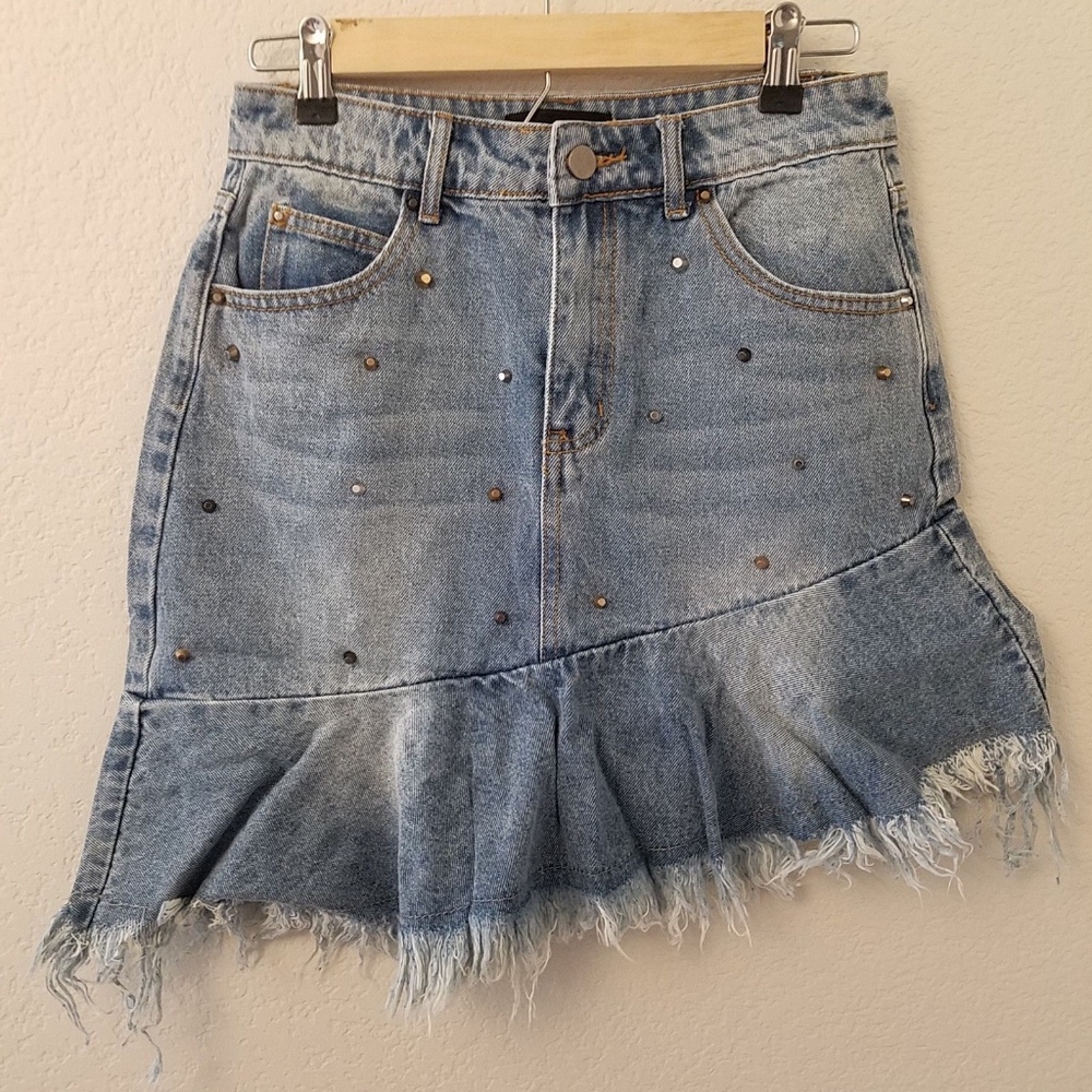 NEW Mustard Seed Embellished Raw Hem Jean Skirt - Picture 2 of 6